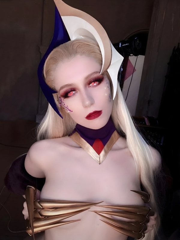 Evelynn witch cosplay nude