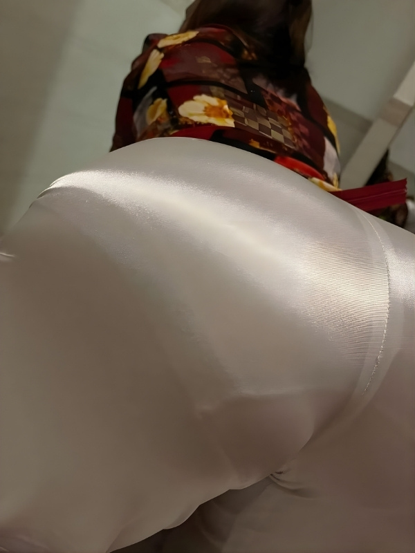 áo dài cưỡi ngựa mông to