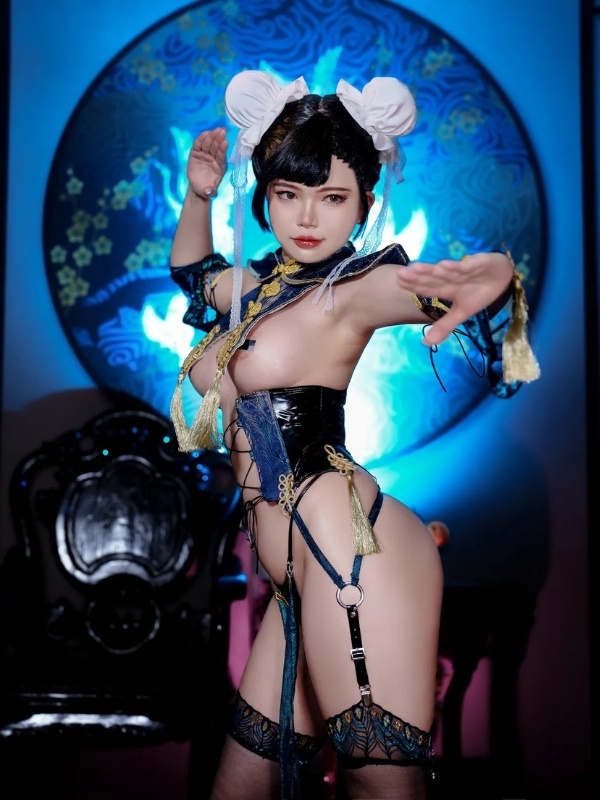 chun li cosplay naked